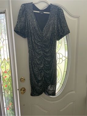 City Chic Black Sequin Ruched V-Neck Midi Dress